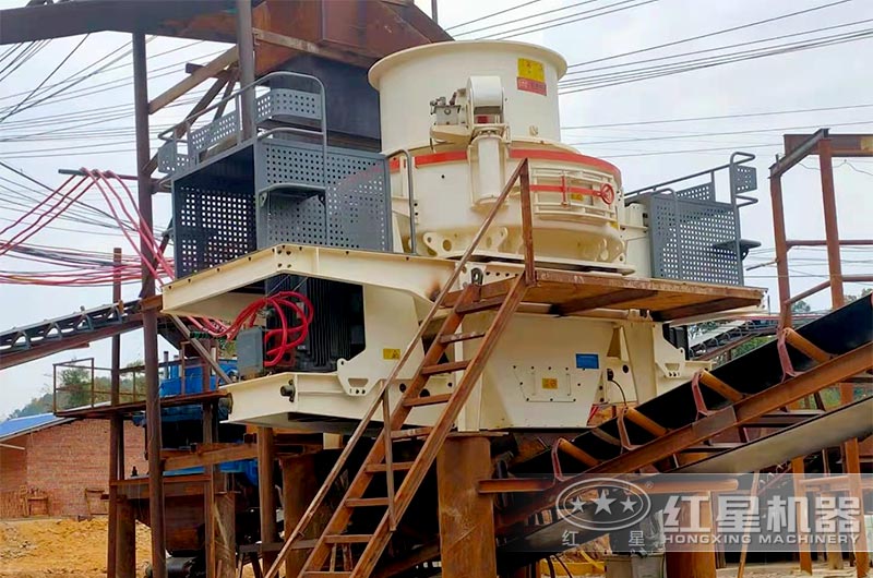 HVI河卵石制砂機(jī)現(xiàn)場 HVI河卵石制砂機(jī)現(xiàn)場